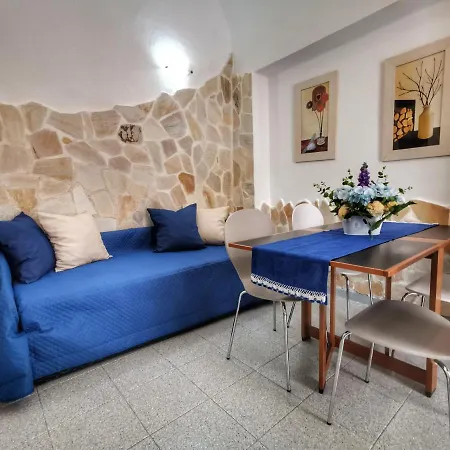 Апартаменты San Domenico House Монополи