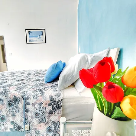 San Domenico House Апартаменты