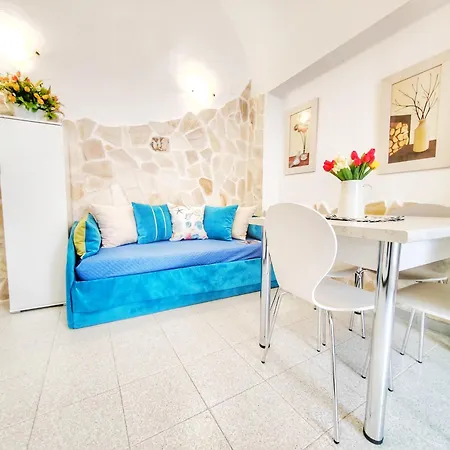 Апартаменты San Domenico House *